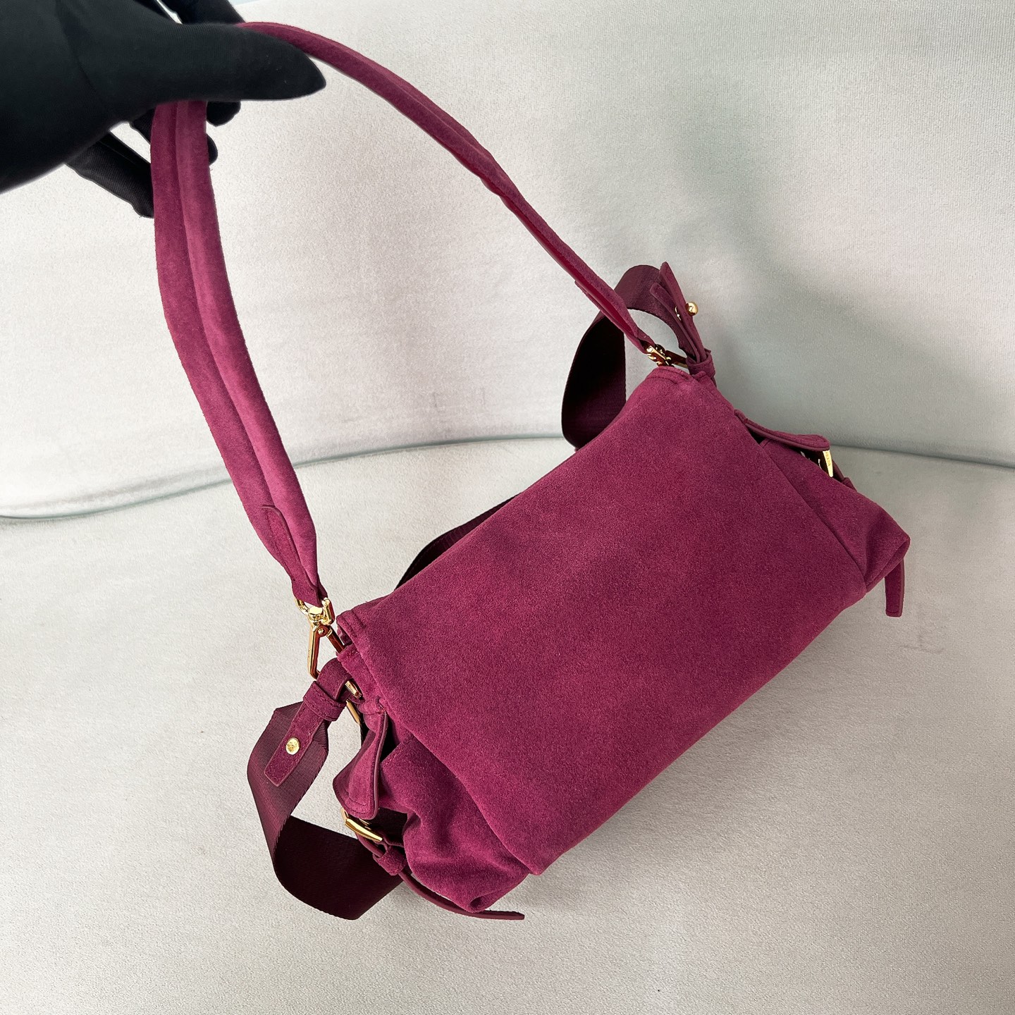 [TOP] PRADA Explore Messenger Bag Suede 30x14x10cm - Rose Red