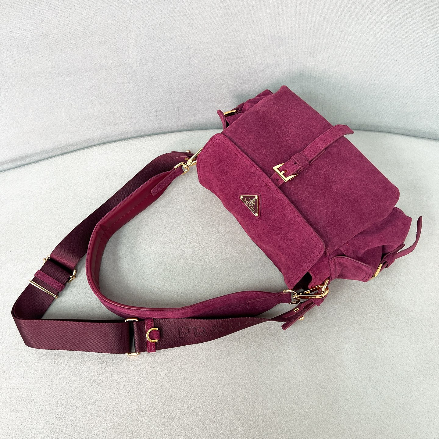 [TOP] PRADA Explore Messenger Bag Suede 30x14x10cm - Rose Red