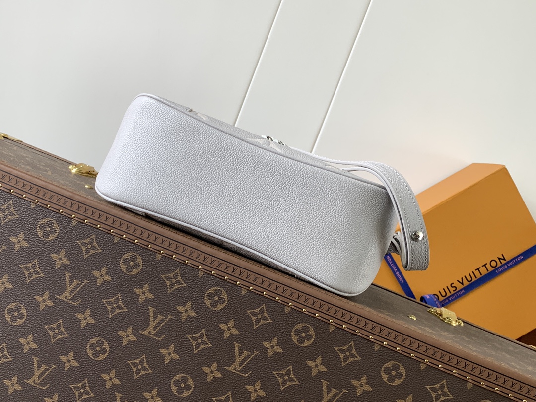 [TOP] Louis Vuitton LV Boulogne Bag Monogram Empreinte Leather 29x16x9.5cm - Gray