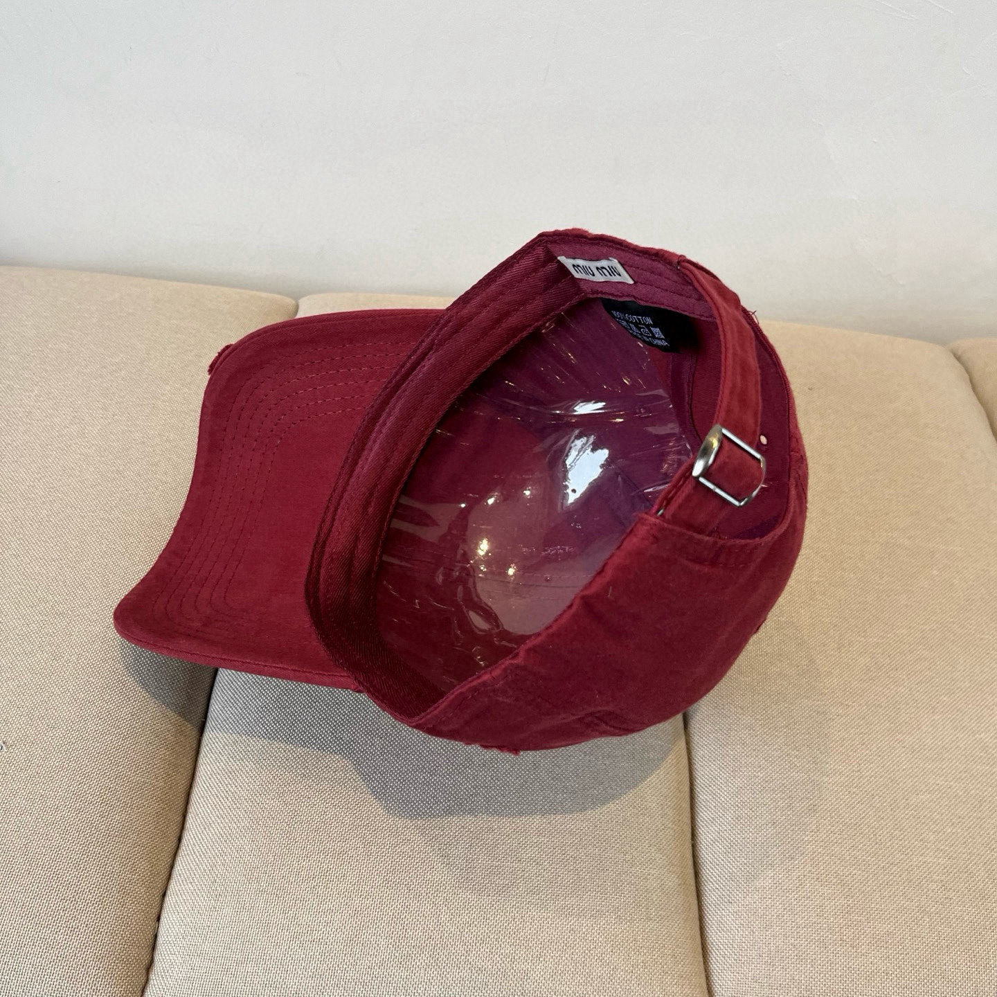 [TOP] Miu Miu Baseball Cap - Red