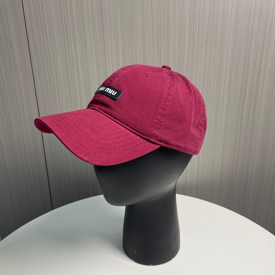 [TOP] Miu Miu Baseball Cap - Red