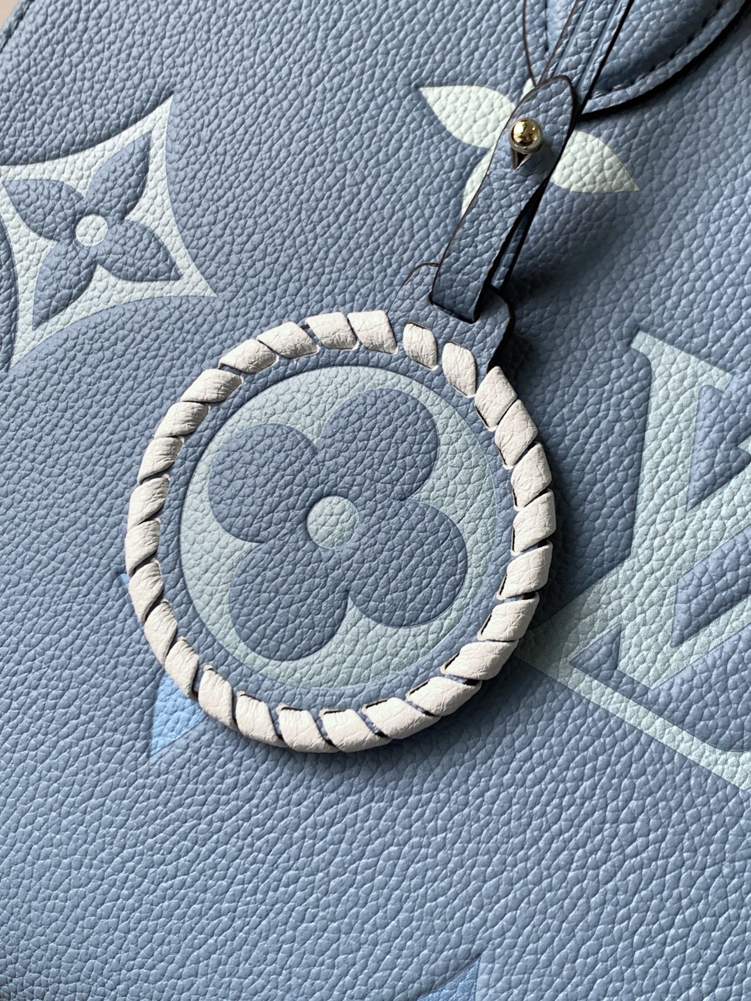 [TOP] Louis Vuitton LV  On The Go Handbag 34.0 x 26.0 x 13.0cm - Blue