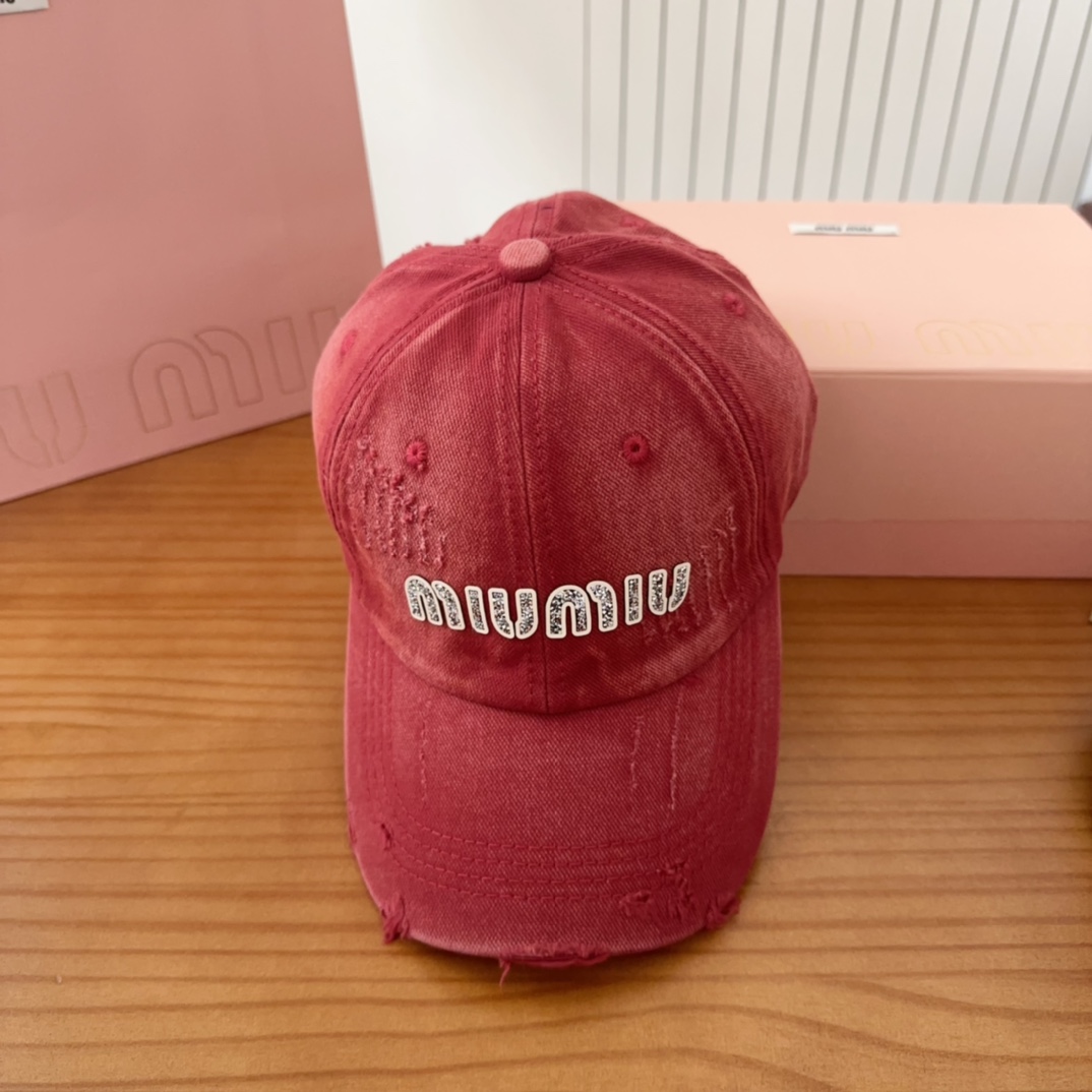 [TOP] Miu Miu Baseball Cap - Red