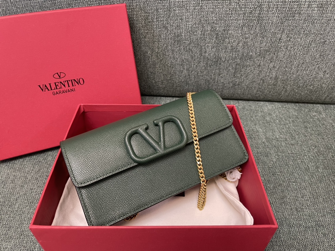 [TOP] VALENTINO VLogo Signature Bag in grained calfskin 20x10.5x4cm - 6 Colors