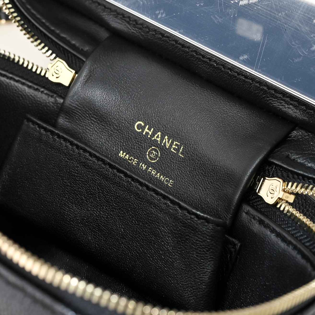 [TOP] CHANEL Double-layer Design Vanity Case 18-13-9cm - Black