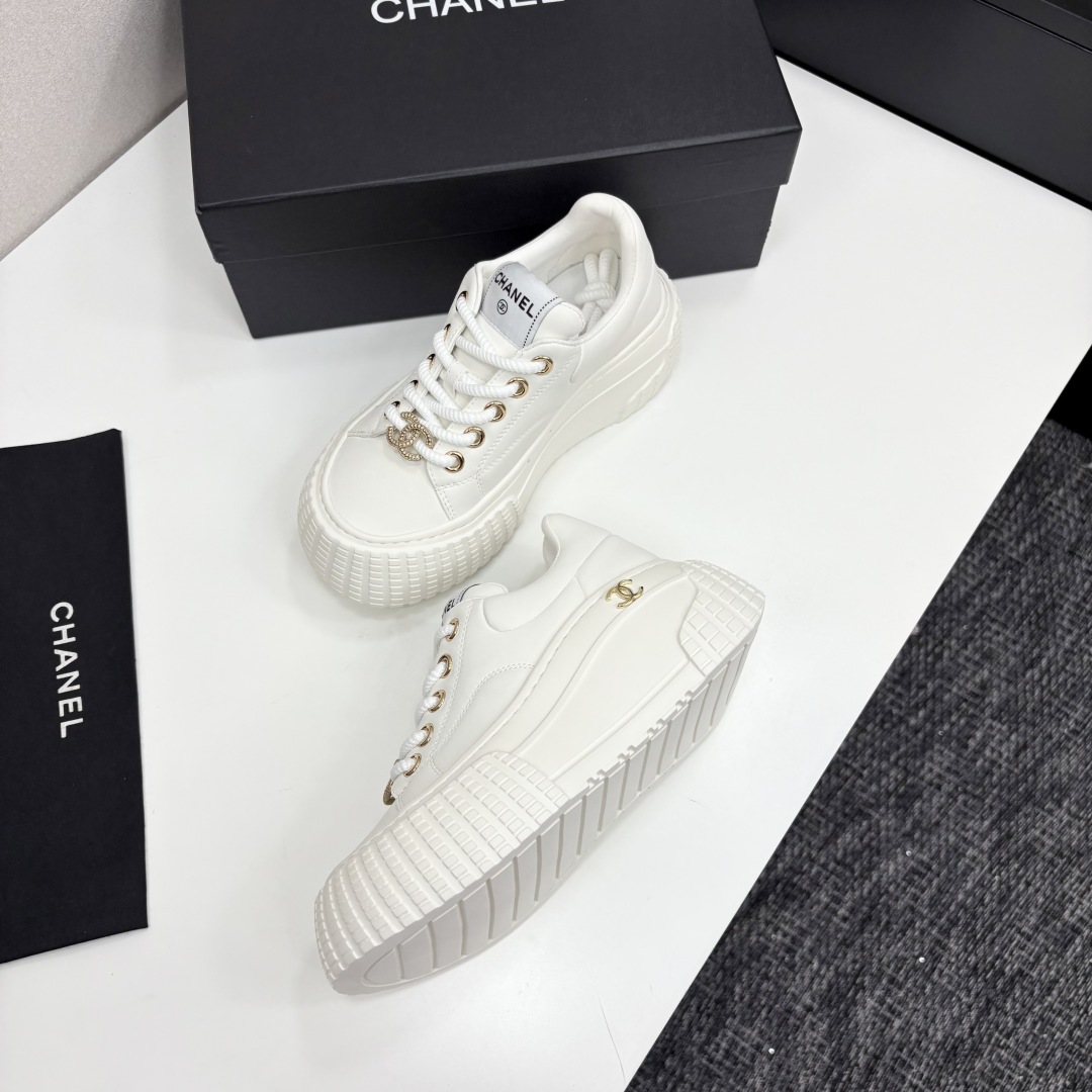 [TOP] CHANEL Casual Sneakers - 9 Colors