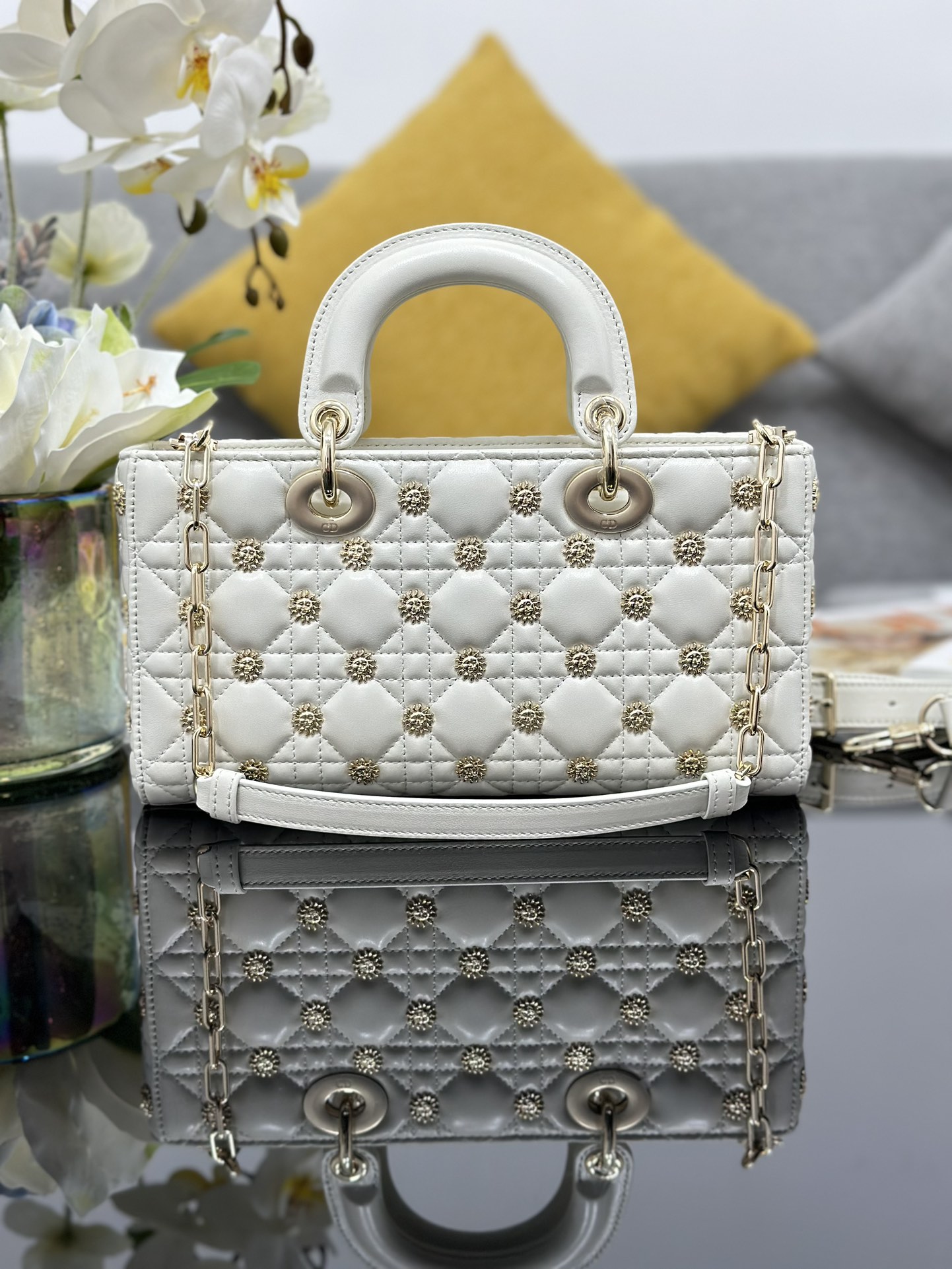 [TOP] Christian Dior Lambskin Sun Lady D-Joy Bags 26x13.5x5CM - White - GHW