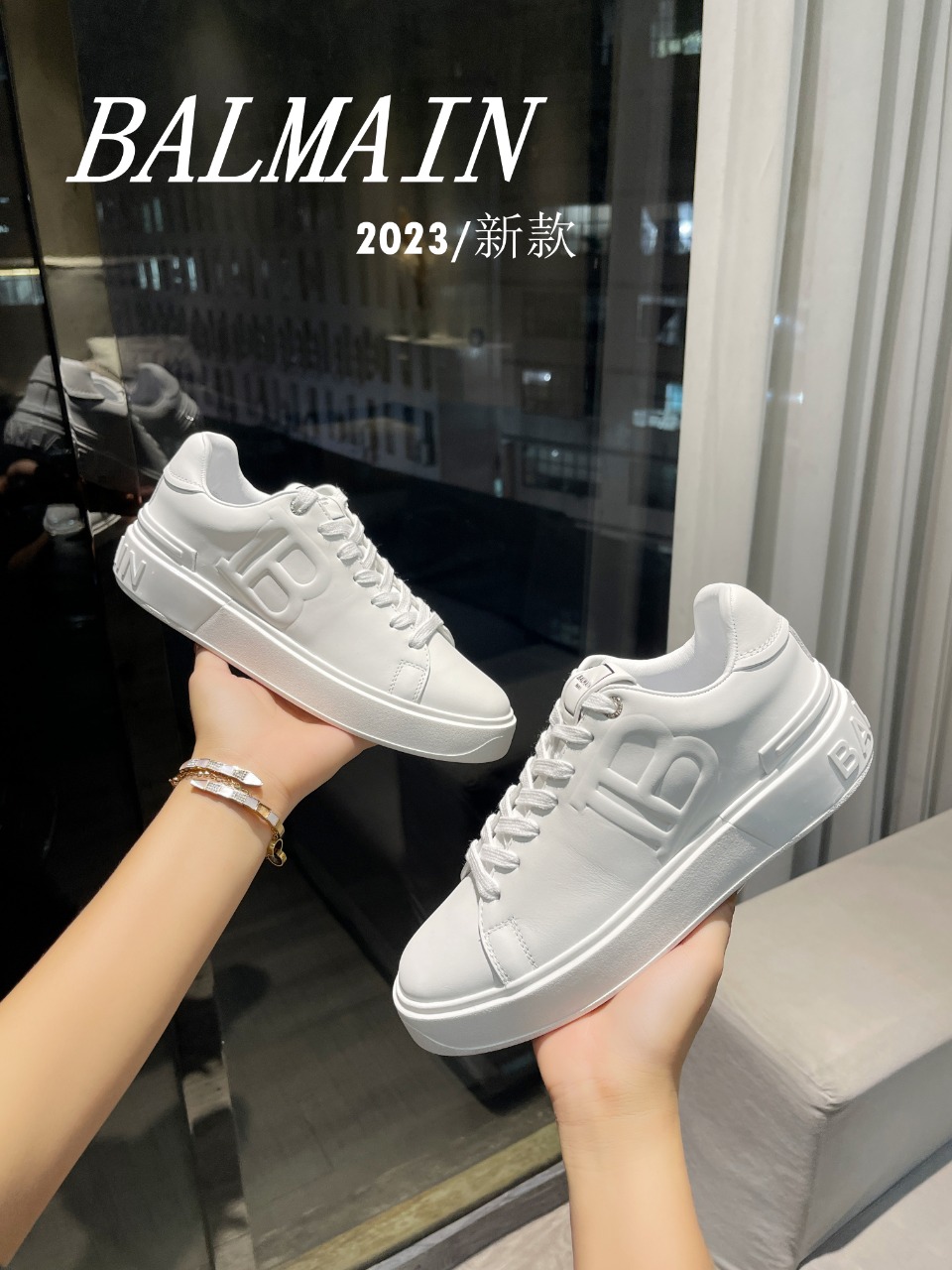 [TOP] Balmain Casual Sports Shoes - White