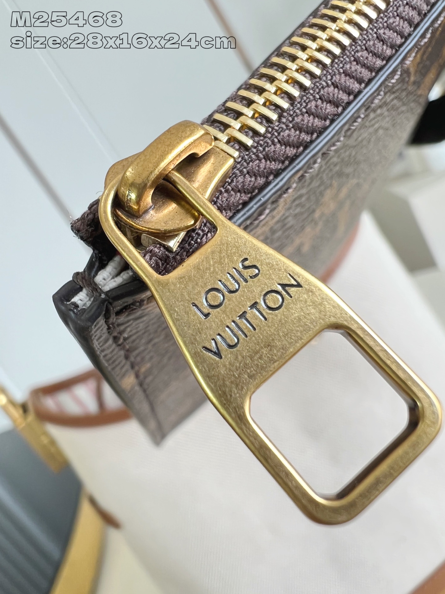 [TOP] Louis Vuitton LV Low Key Hobo Bag 24x28x16cm - Brown