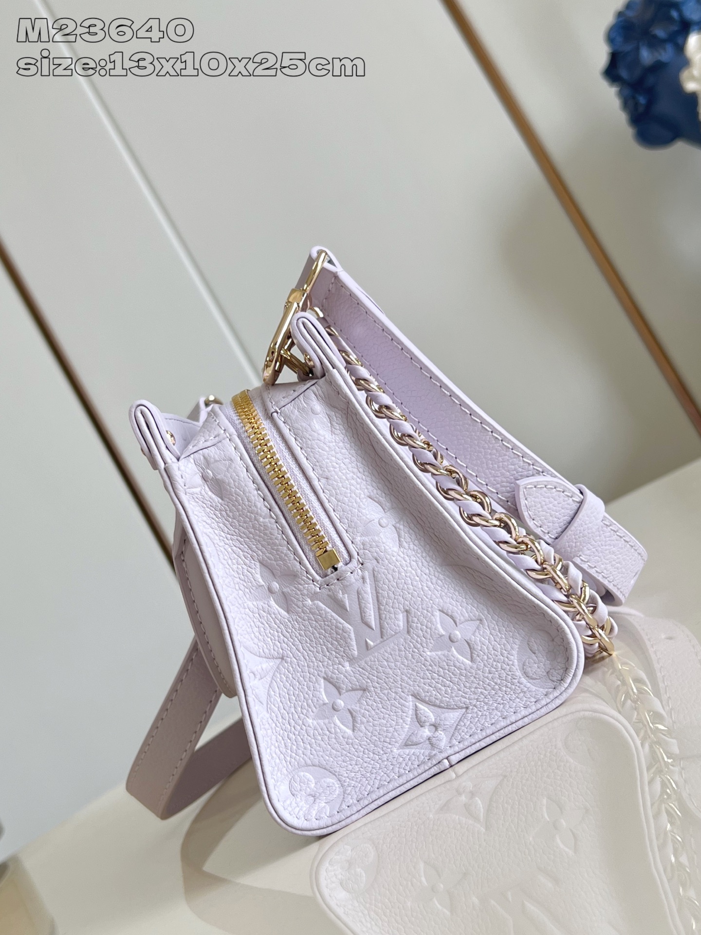 [TOP] Louis Vuitton LV On The Go East West Bag 25x13x10 cm - Light Purple