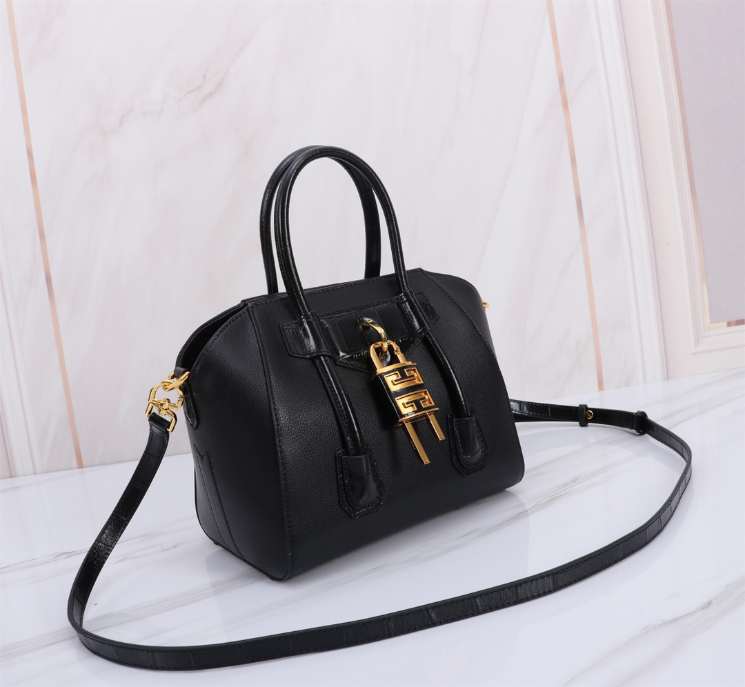 [TOP] GIVENCHY Antigona Toy Lock Bag Calfskin 23x27x13cm - Black&GHW