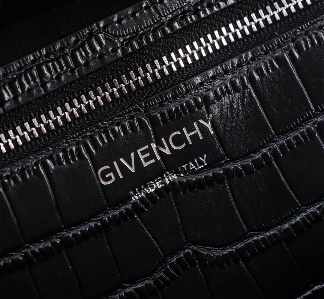 [TOP] GIVENCHY Antigona Toy Lock Bag 23x27x13cm - Black&SHW