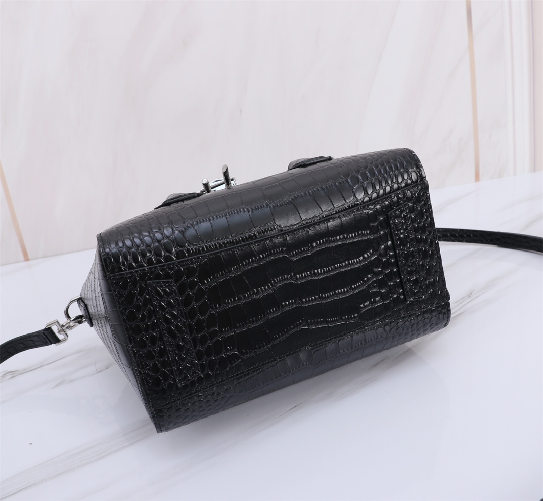 [TOP] GIVENCHY Antigona Toy Lock Bag 23x27x13cm - Black&SHW