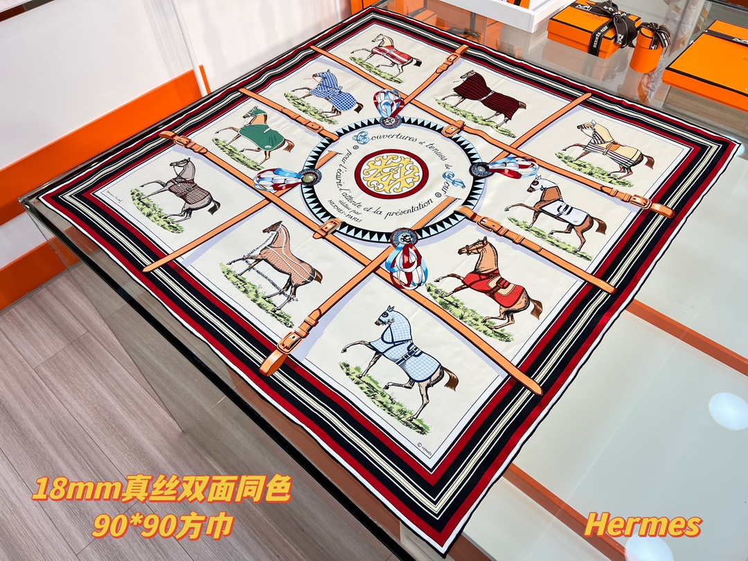 [TOP] HERMES Square Silk Scarf 90*90cm - Beige