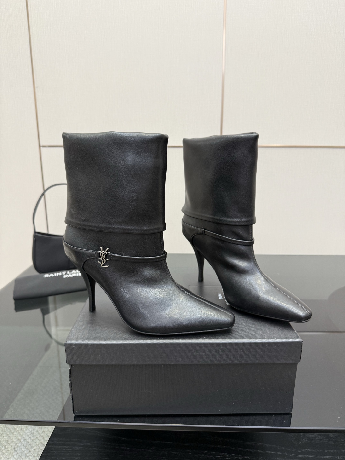 [TOP] Yves Saint Laurent YSL Ankle Boots Calfskin - 2 Colors