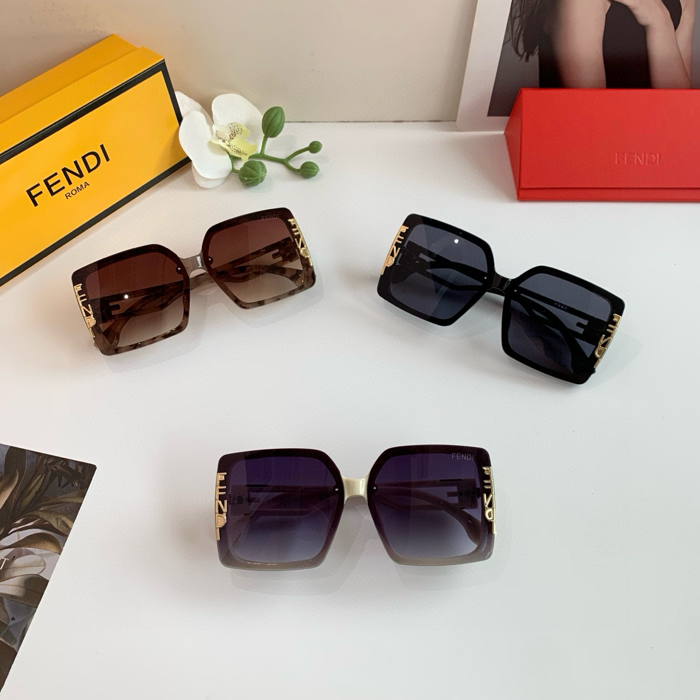 [TOP] FENDI Sunglasses - 3 Color