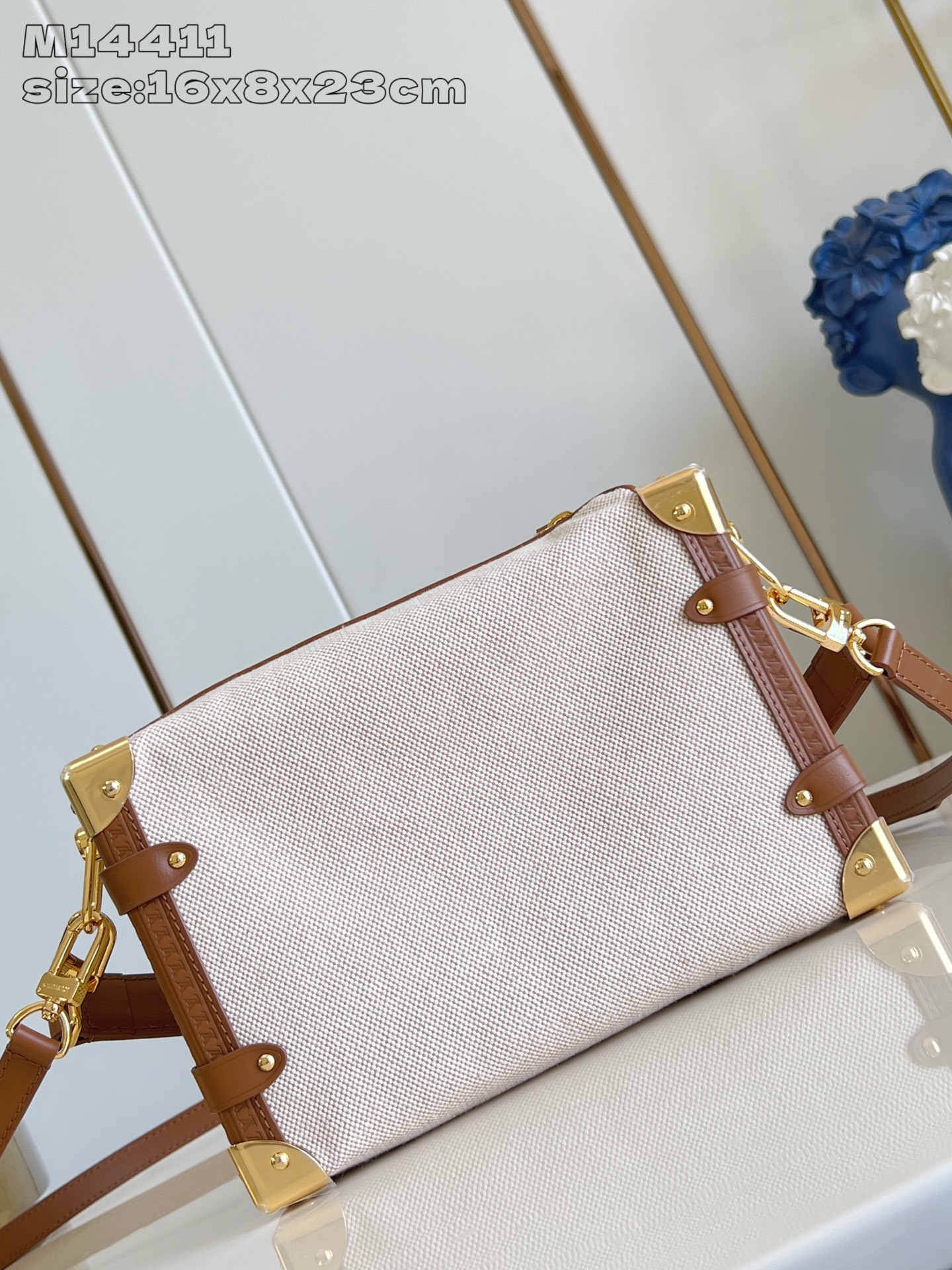 [TOP] Louis Vuitton LV Side Trunk Handbag  16 x 8.5 x 23.5cm - Apricot