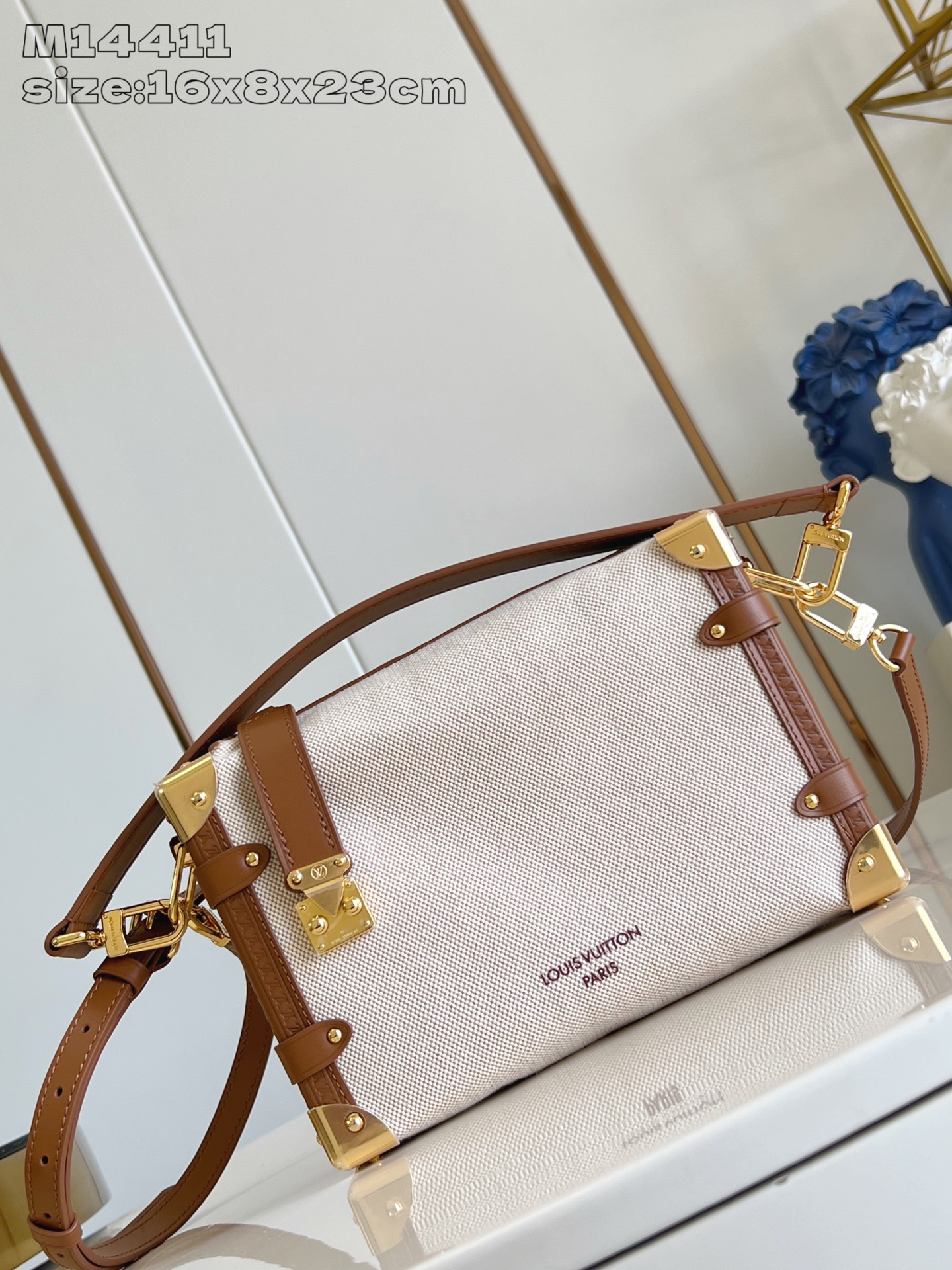 [TOP] Louis Vuitton LV Side Trunk Handbag  16 x 8.5 x 23.5cm - Apricot