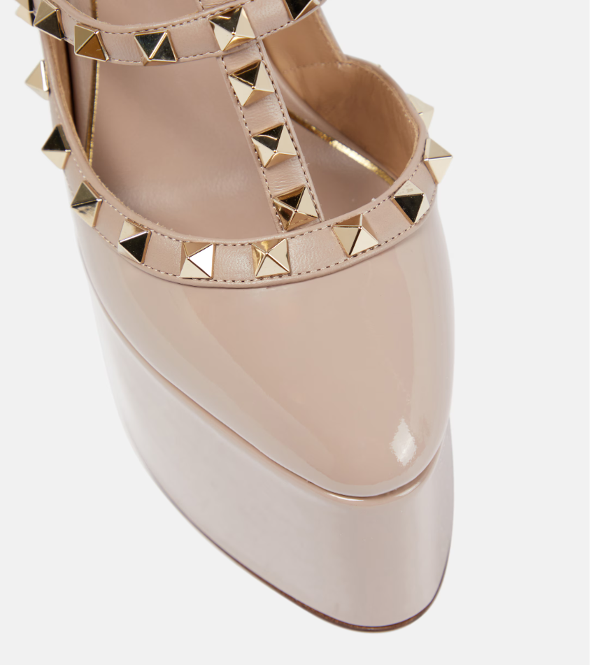 [TOP] VALENTINO Rockstud Patent Leather Platform Pumps - Pink