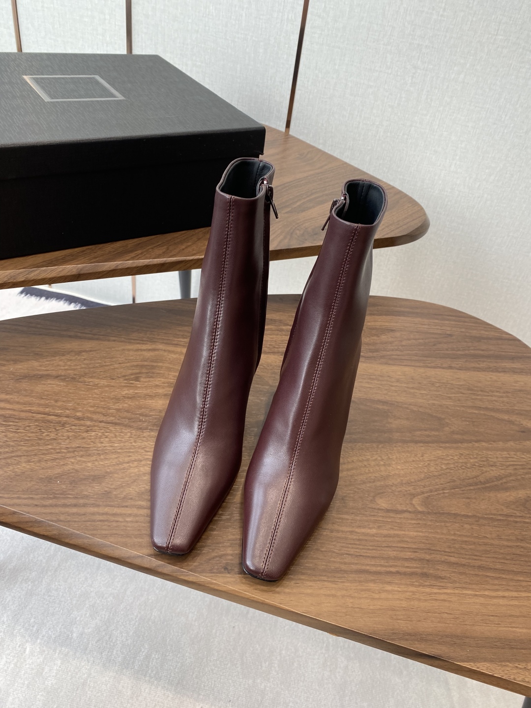 [TOP] Yves Saint Laurent YSL Ankle Boots Calfskin - Red