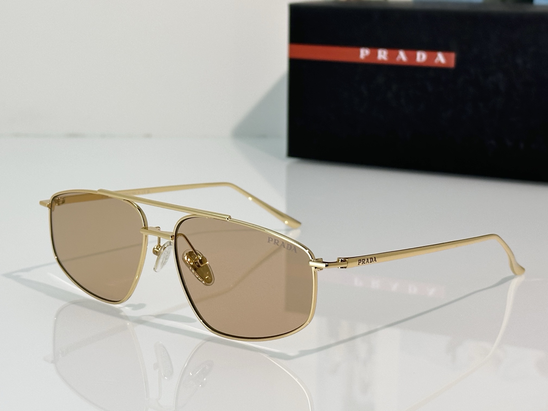[TOP] PRADA Sunglasses - 8 Colors