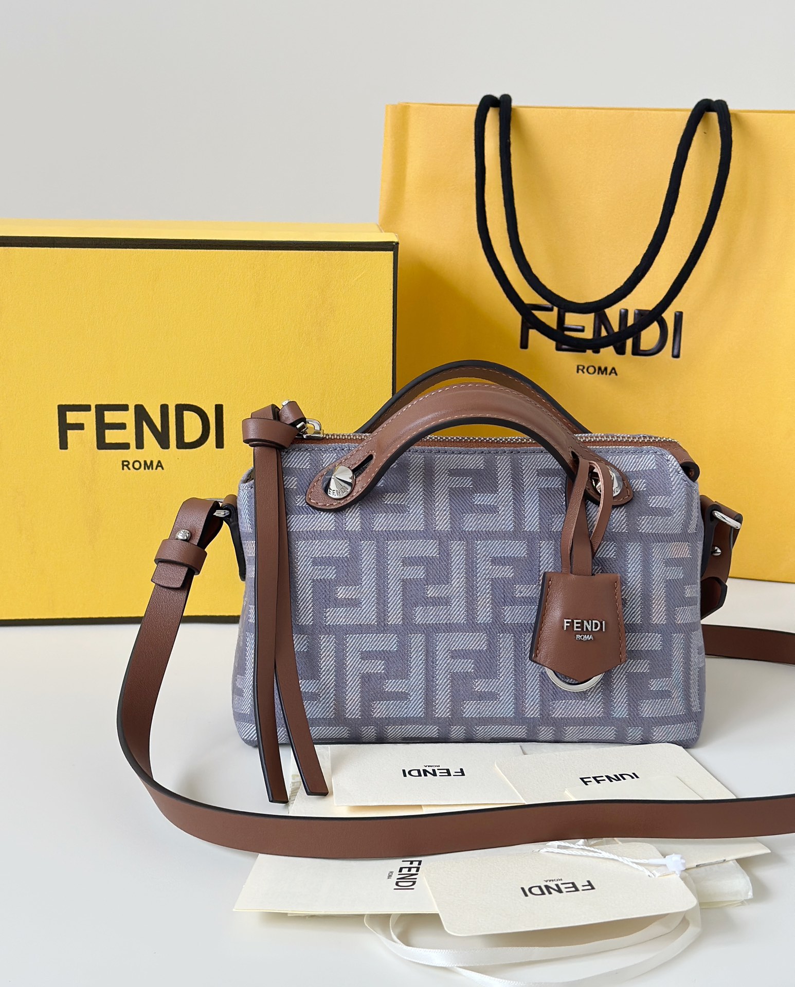 [TOP] FENDI Boston By The Way Bag 20/9/12cm&28/12/18cm - Denim