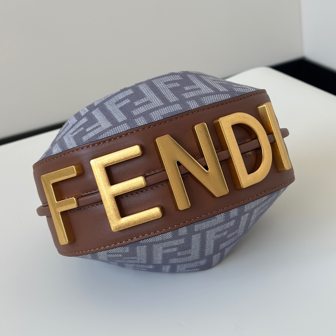 [TOP] FENDI Classic Metal Logo Fendigraphy Bag 20x7.5x13cm - Denim Blue&GHW