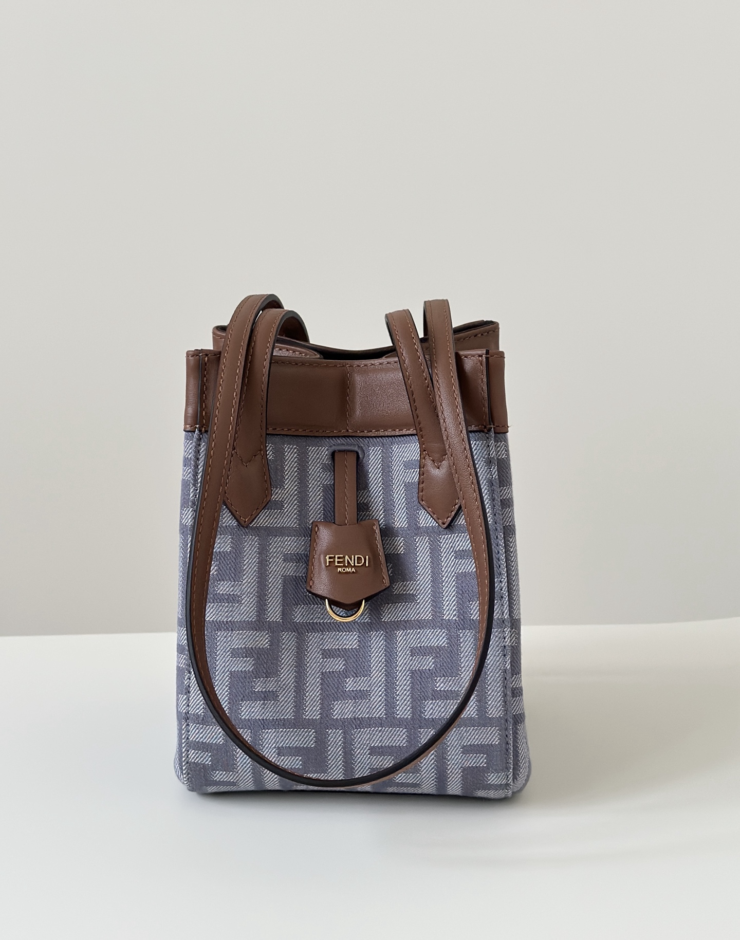 [TOP] FENDI Origami Folding Bag 15*15*19cm - Blue