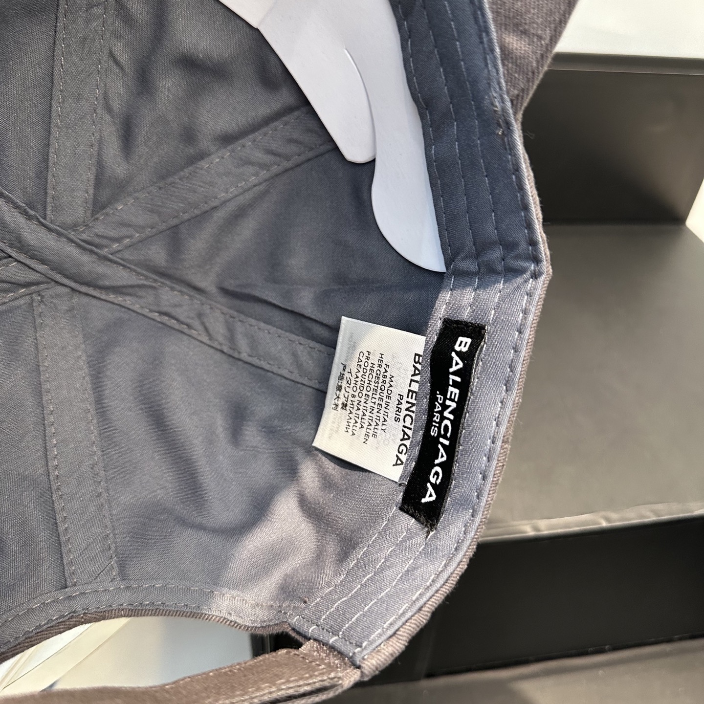 [TOP] BALENCIAGA Baseball Caps - 5 Colors