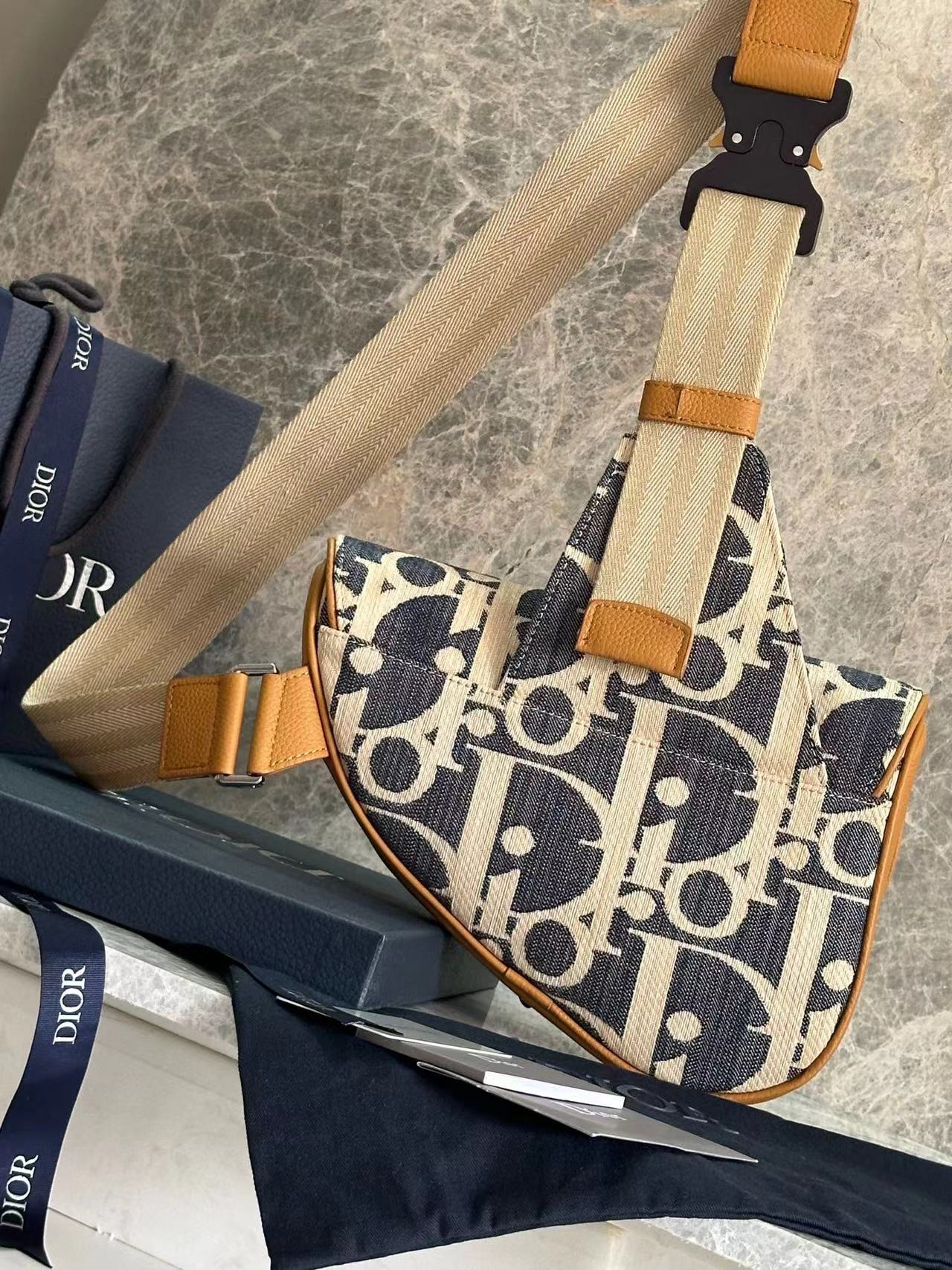 [TOP] Christian Dior Saddle Bag Raffia 27x20x5cm - Blue and Beige