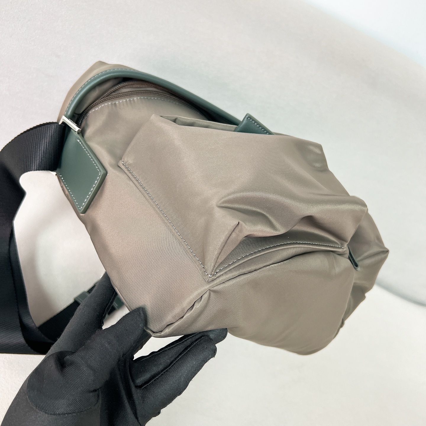 [TOP] PRADA Nylon Shoulder Bag 29x23x15cm - Gray