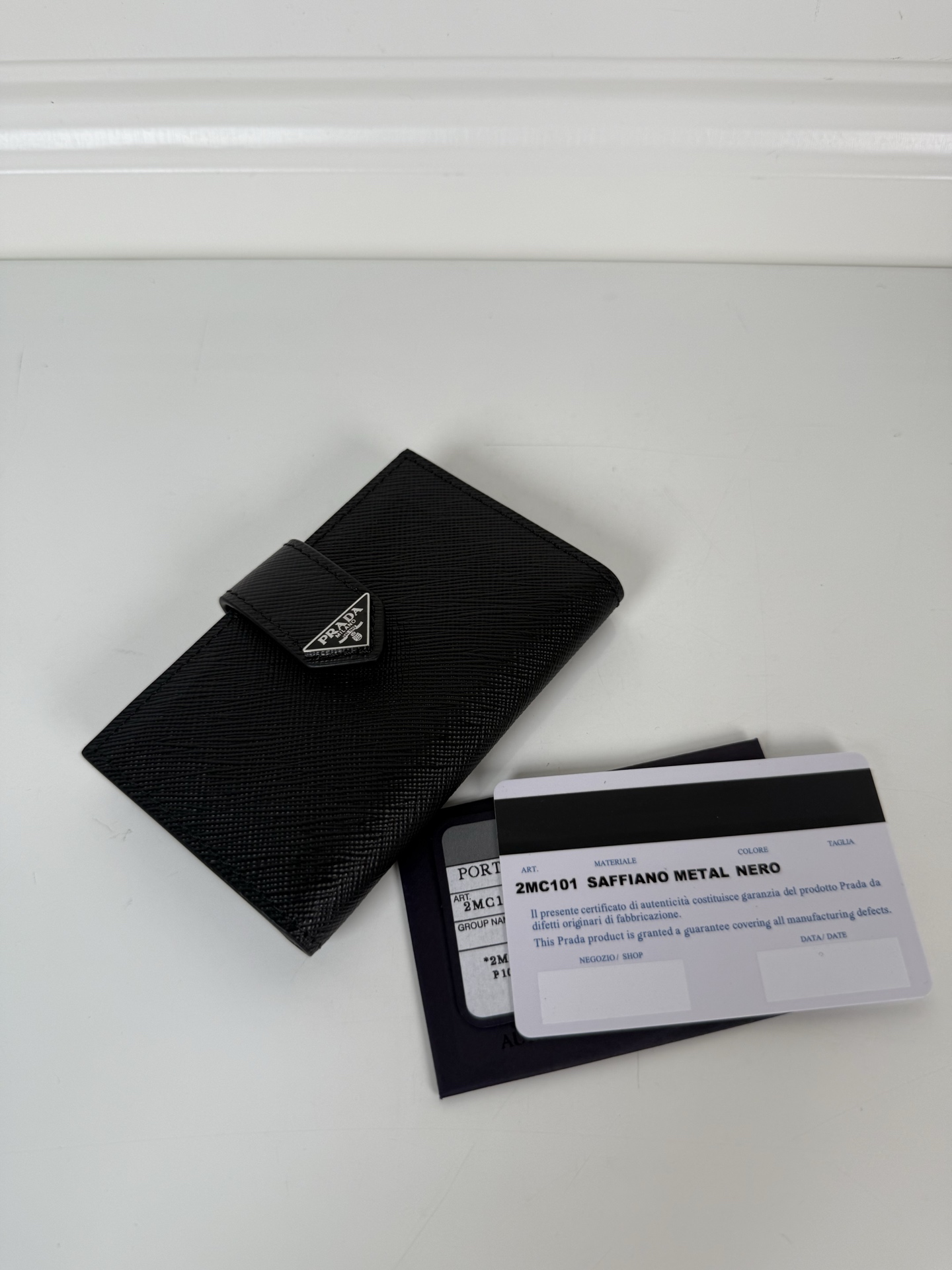 [TOP] PRADA Card Holder 11x7cm - Black