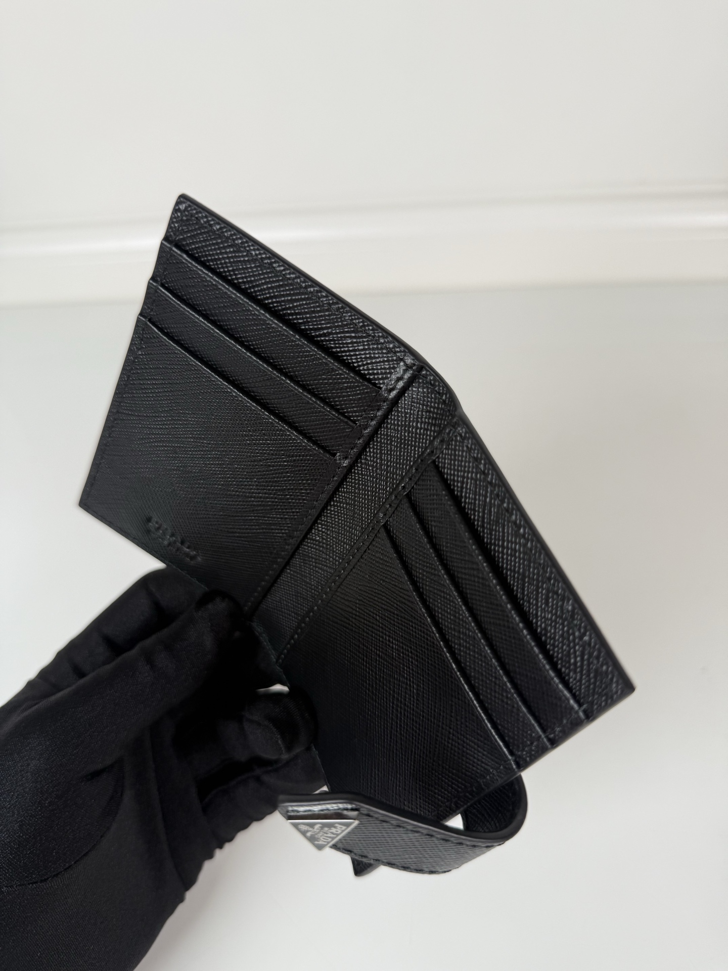 [TOP] PRADA Card Holder 11x7cm - Black