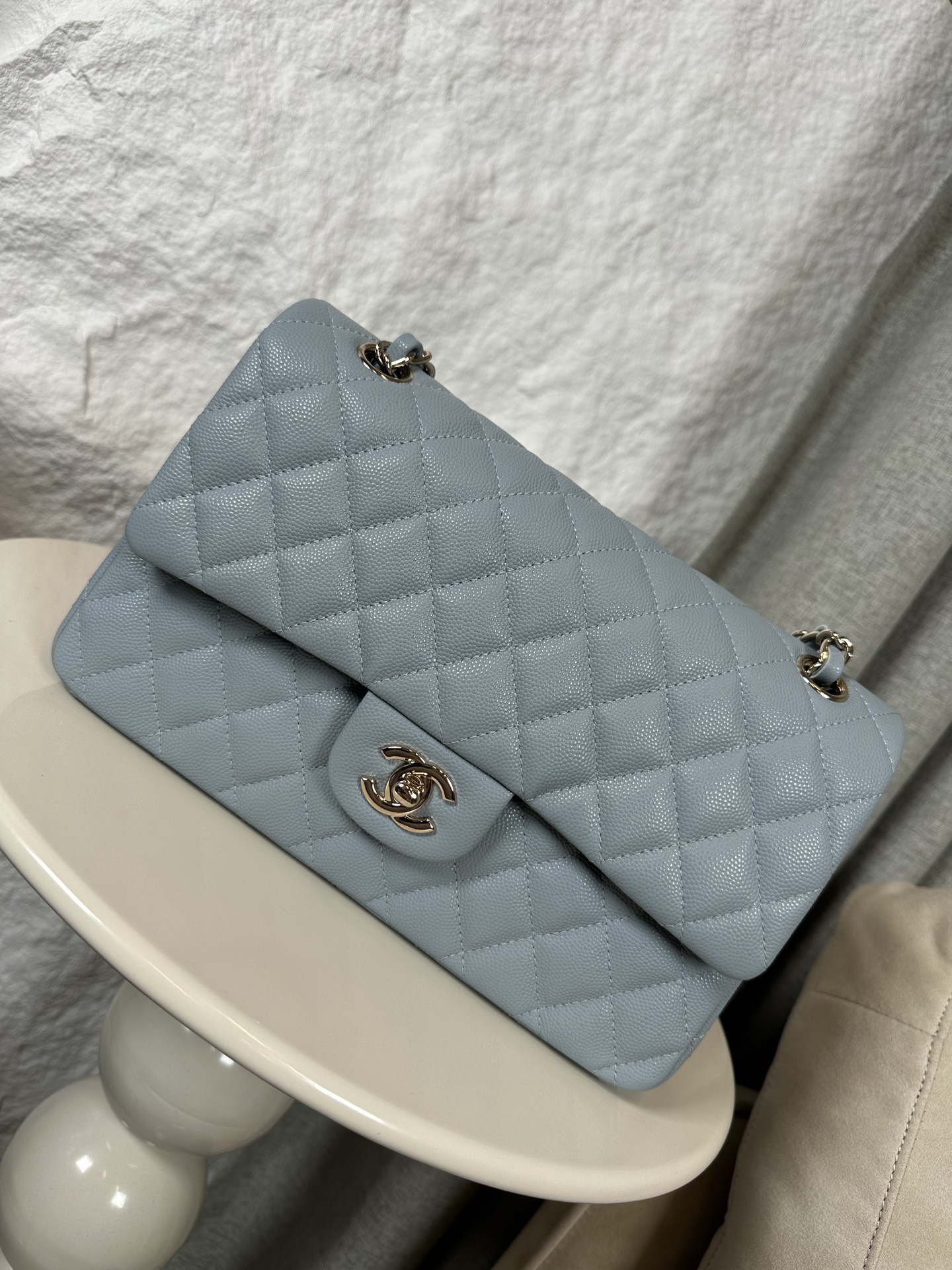[TOP] CHANEL Classic Flap Bag Caviar Medium 25.5cm – Collection