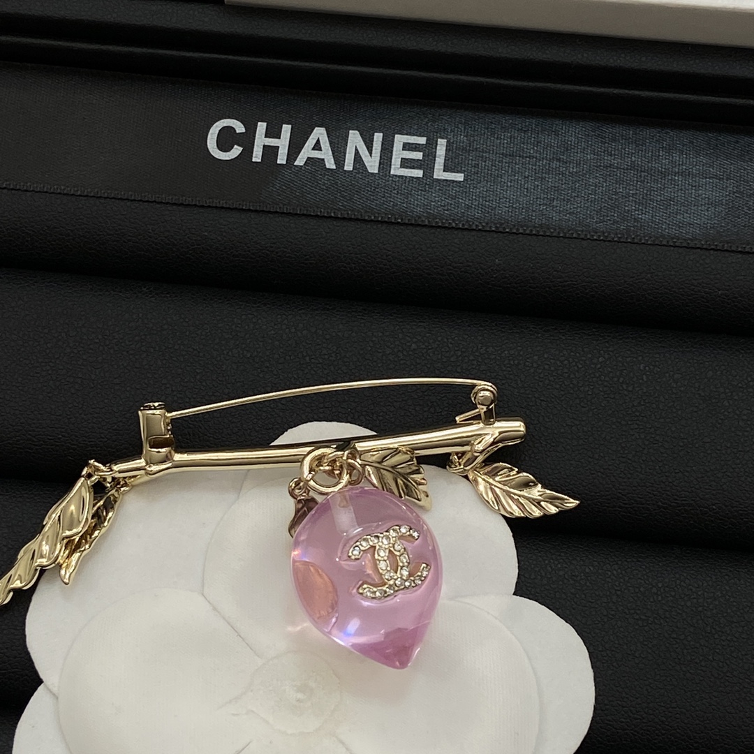 [TOP] CHANEL CC Brooch - Gold