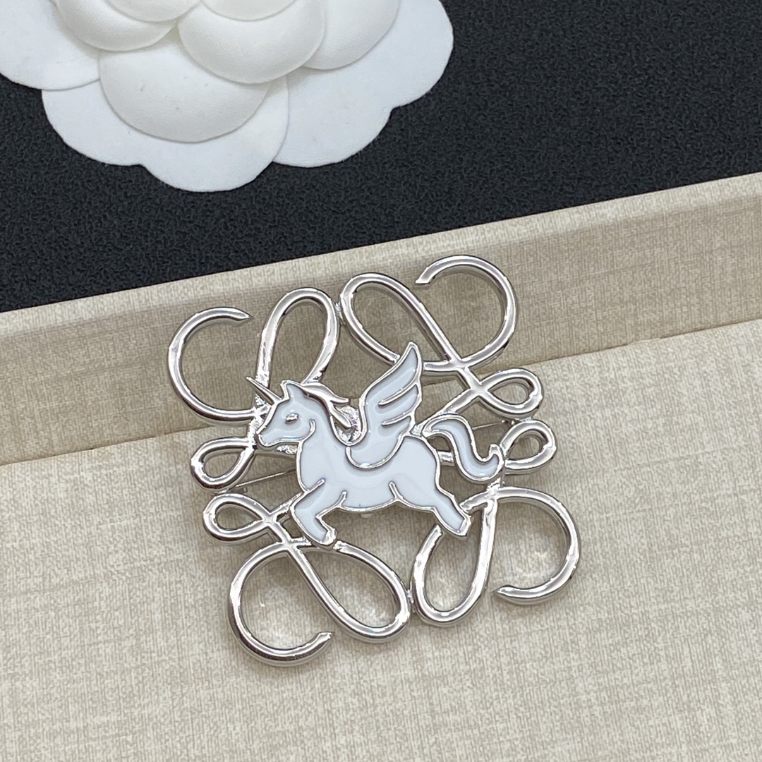 [TOP] LOEWE LOGO Pegasus Brooches - 6 Colors