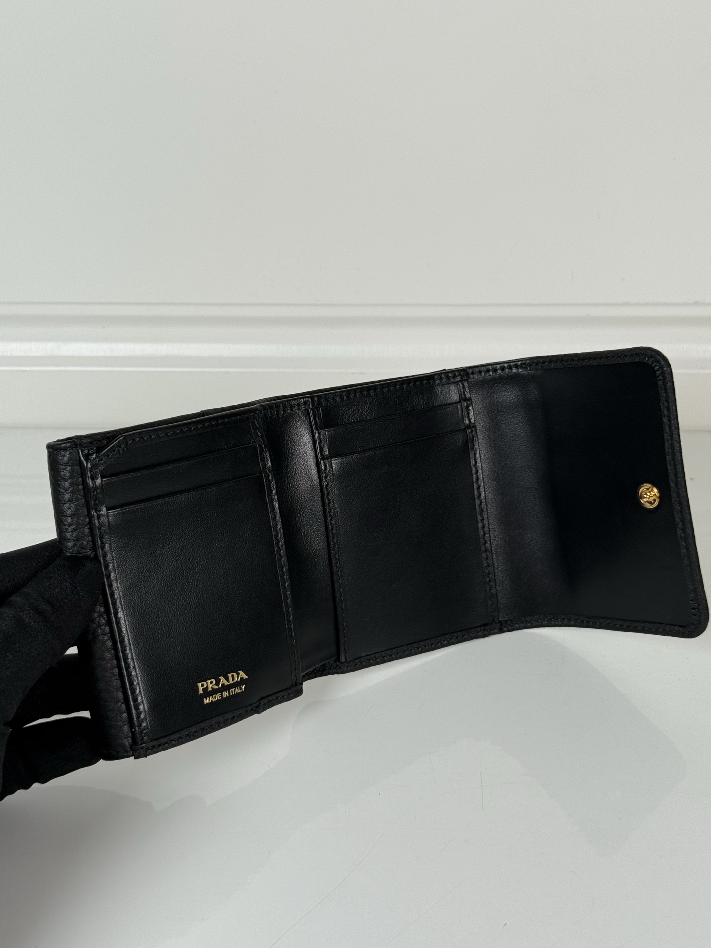 [TOP] PRADA Short Wallet 10x8.5cm - 2 Color