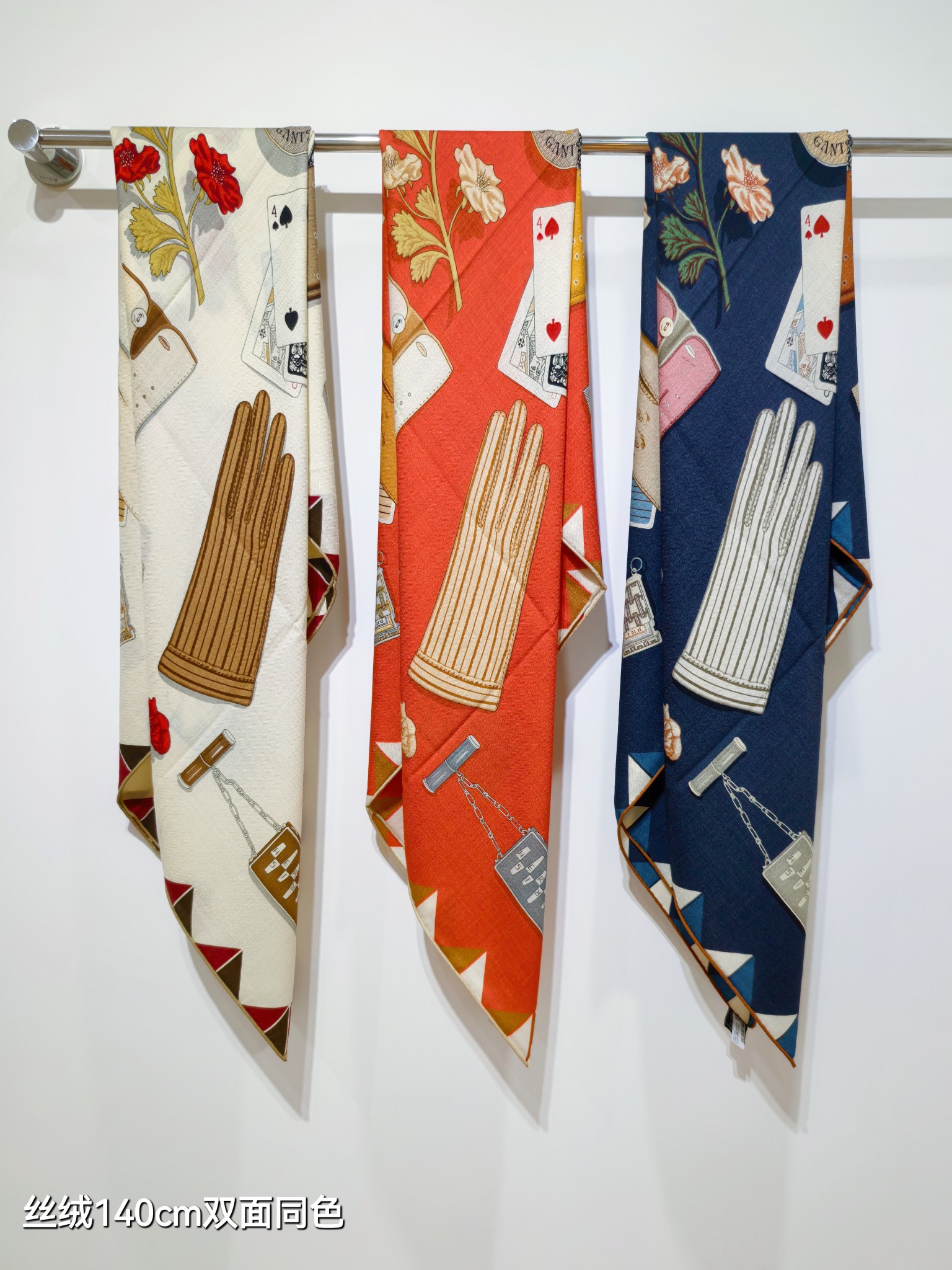 [TOP] HERMES 70% Cashmere + 30% Silk Scarf 140x140 cm - 3 Colors