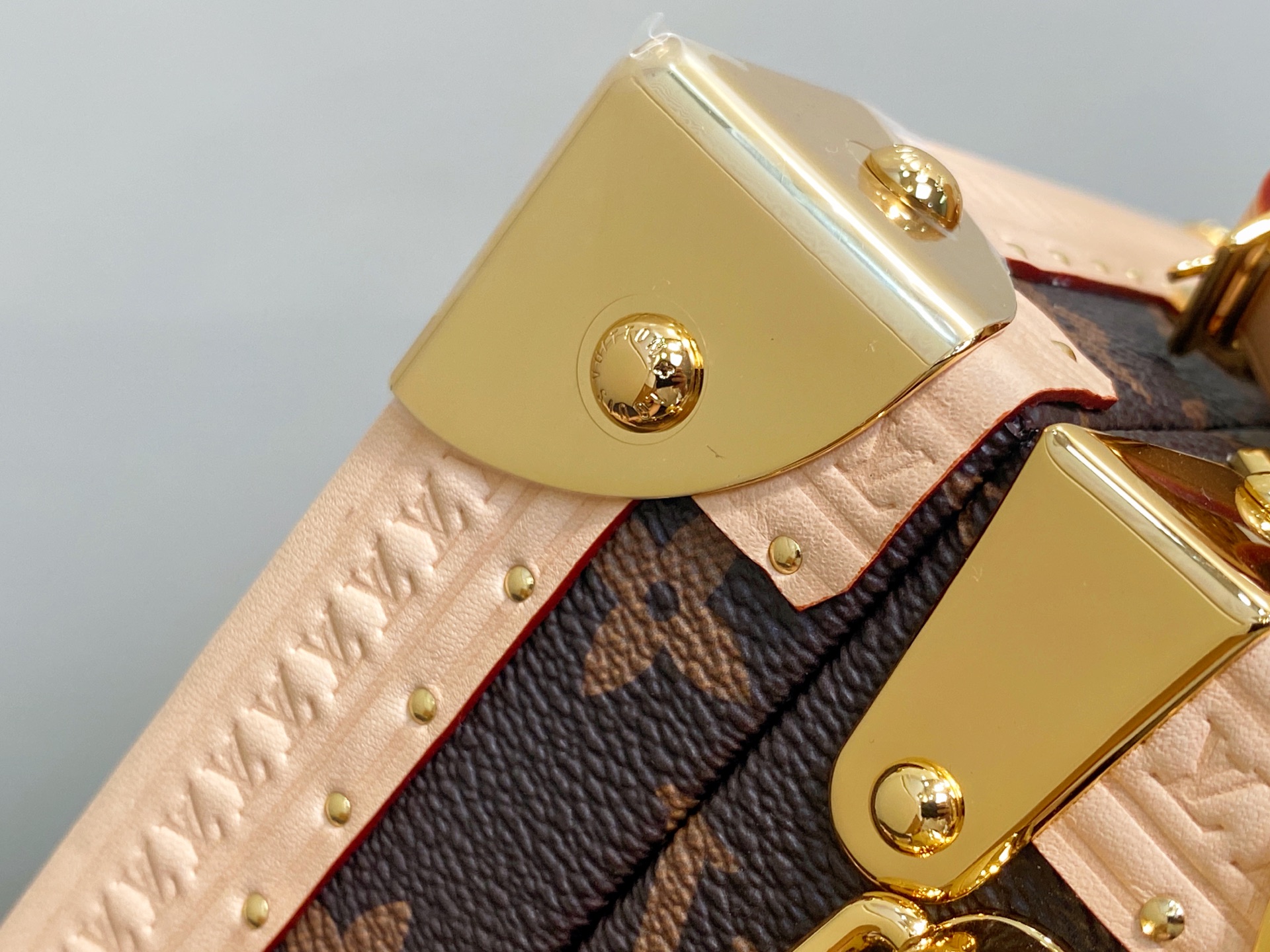 [TOP] Louis Vuitton LV Mini Square Trunk Cherry Box Bag 17x8x17cm - Brown