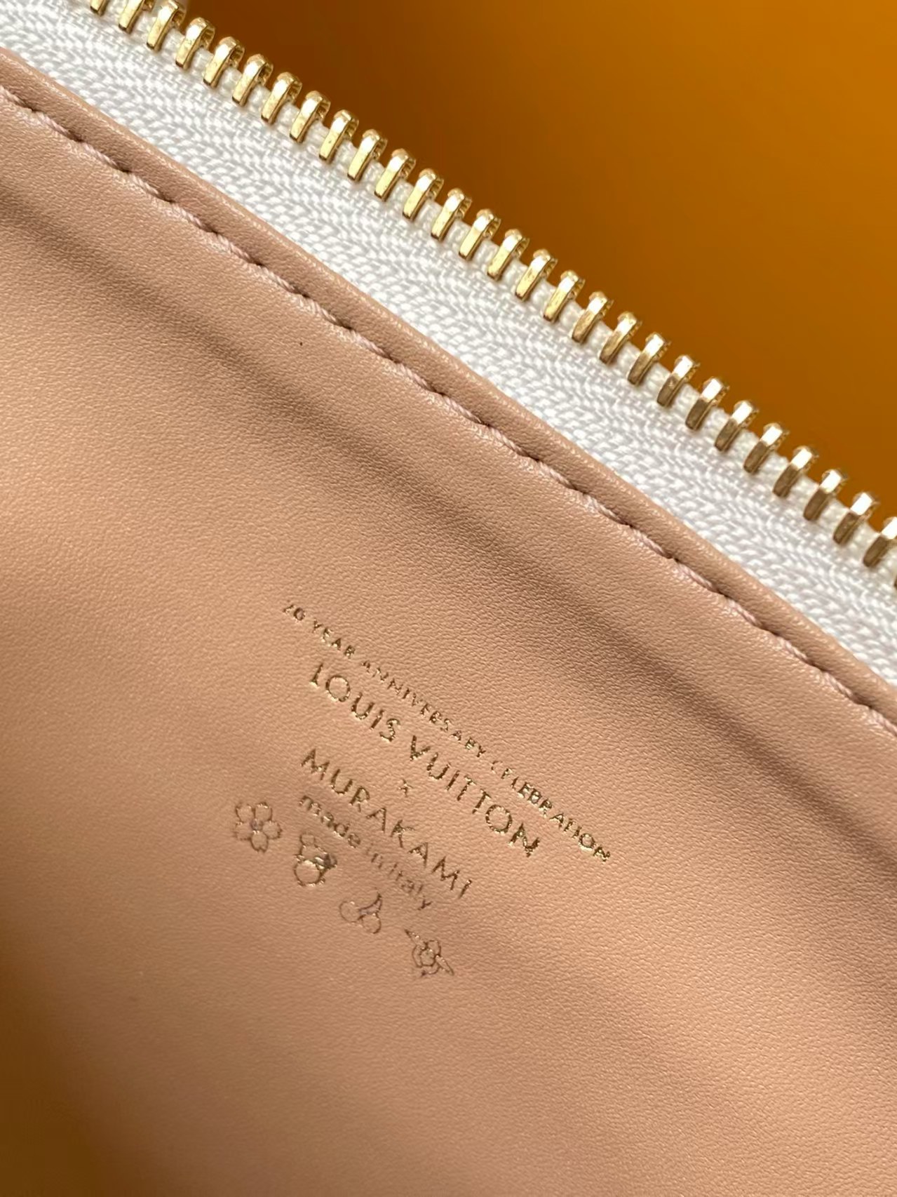 [TOP] Louis Vuitton LV Coussin Bag  26x20x12cm - Beige
