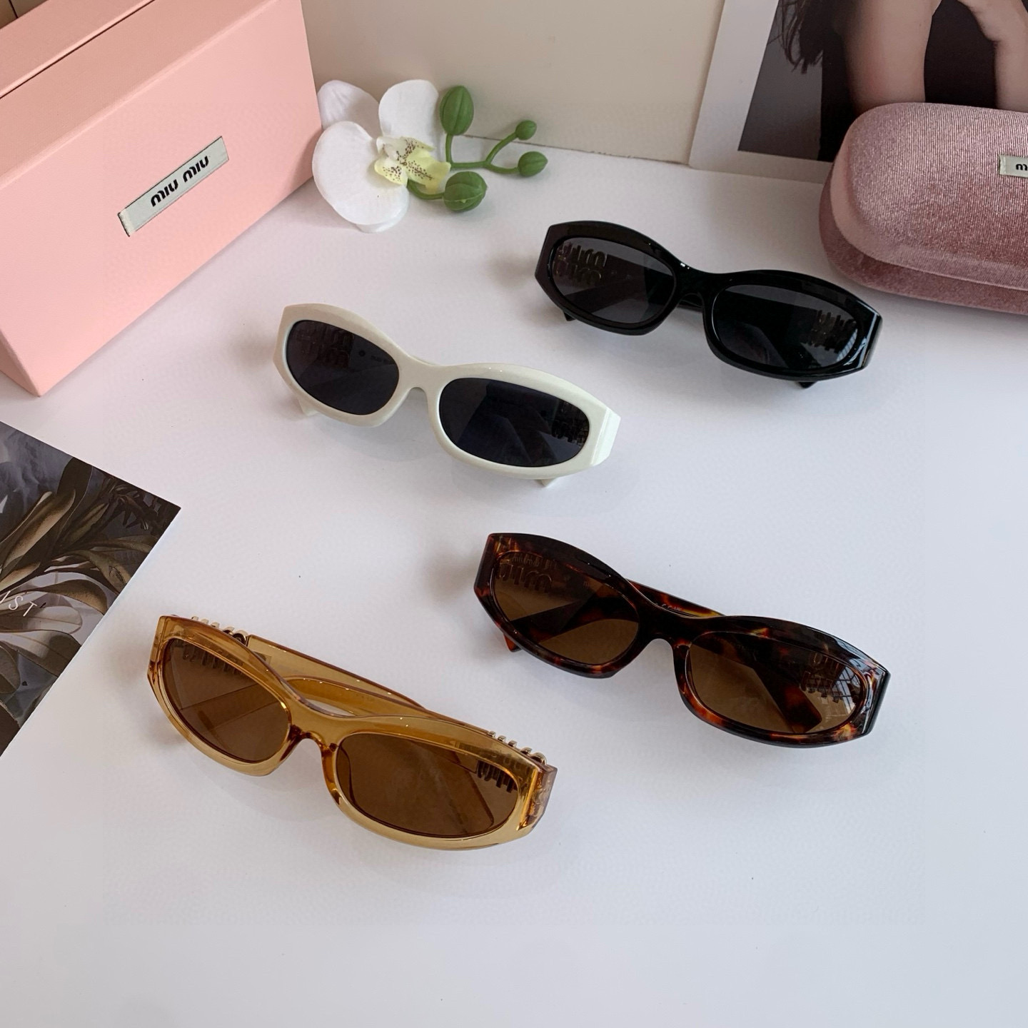 [TOP] Miu Miu Sunglasses - 4 Colors
