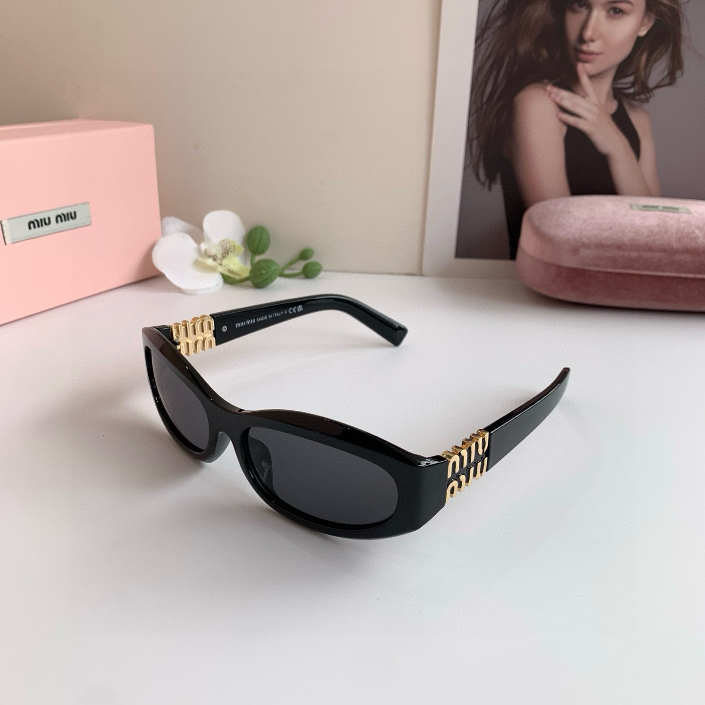 [TOP] Miu Miu Sunglasses - 4 Colors