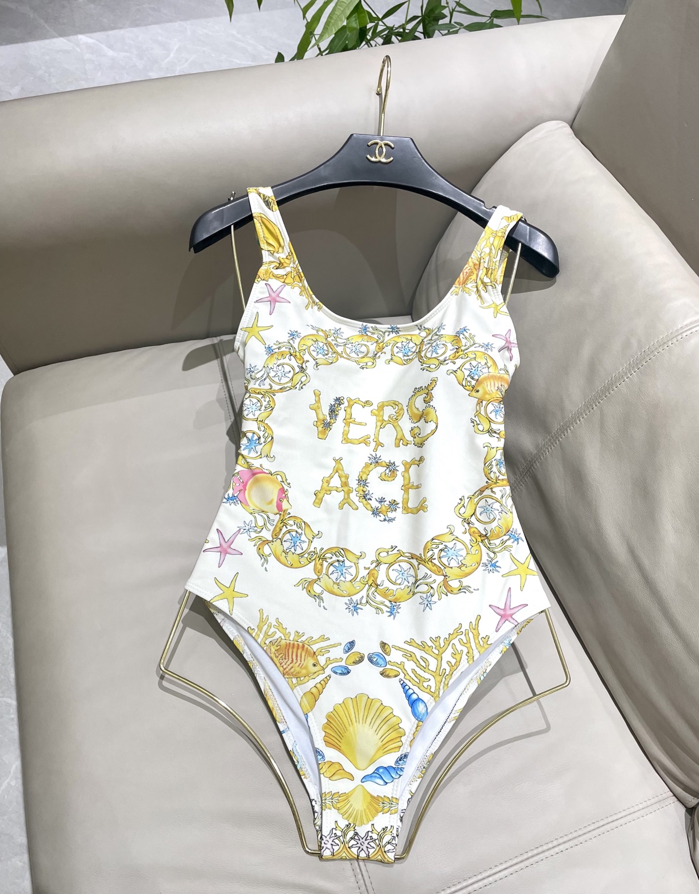 [TOP] VERSACE One-Piece Swimsuit - White