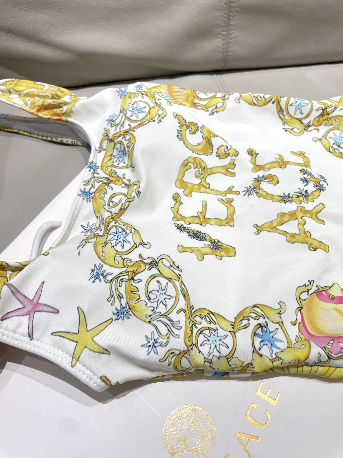 [TOP] VERSACE One-Piece Swimsuit - White