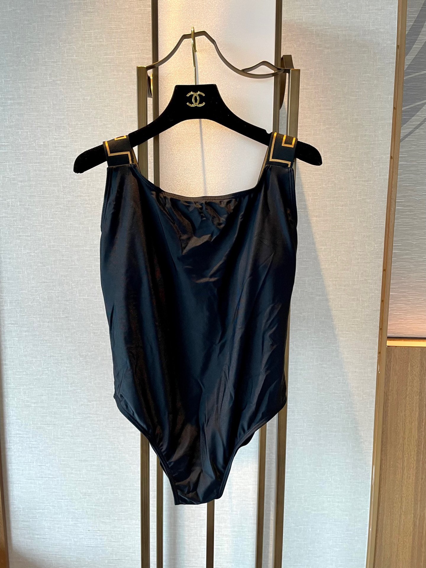 [TOP] VERSACE One-Piece Swimsuit - Black
