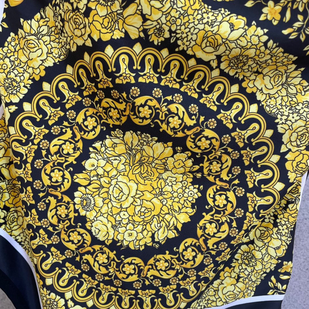 [TOP] VERSACE One-Piece Swimsuit Set - Black