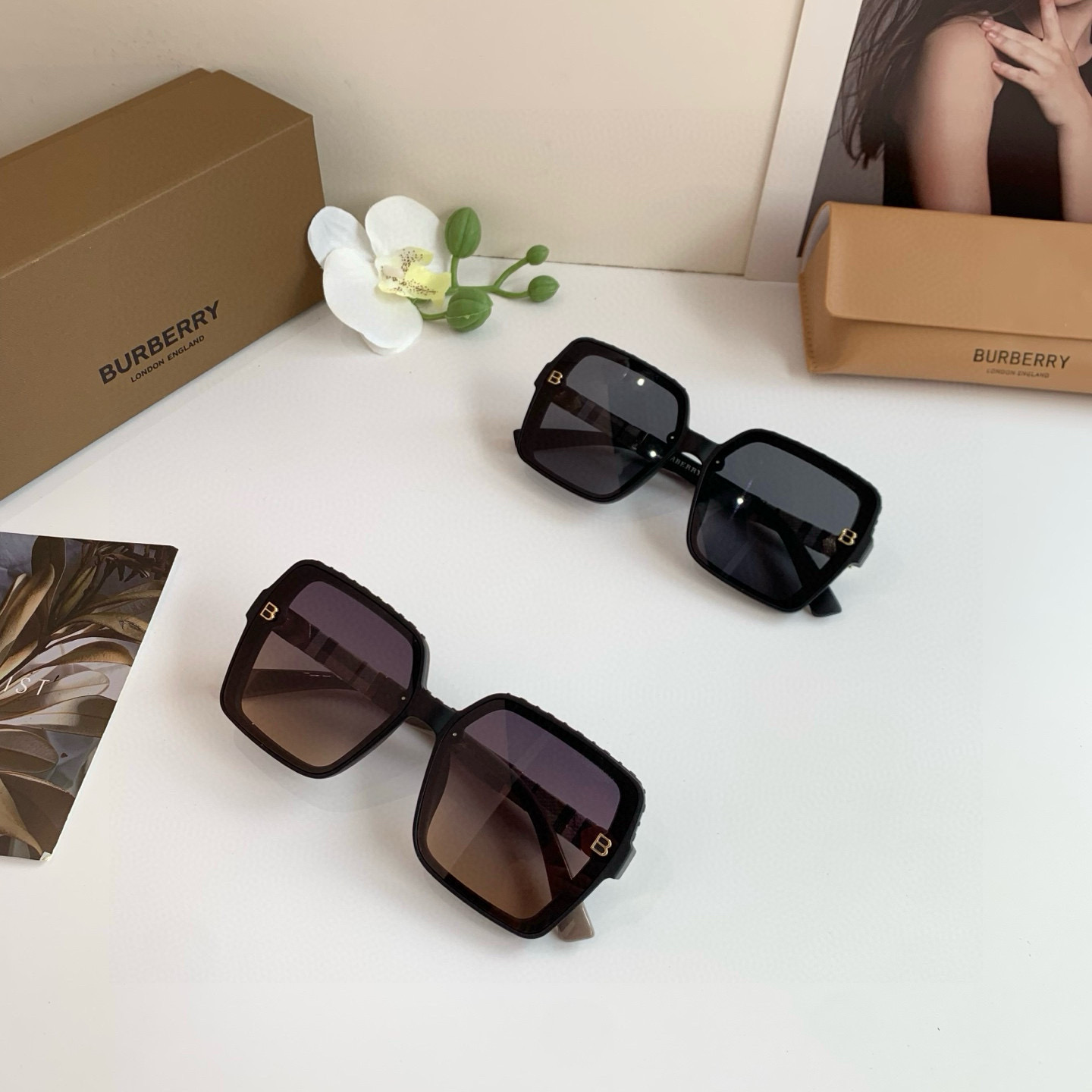 [TOP] BURBERRY Sunglasses - 2 Colors