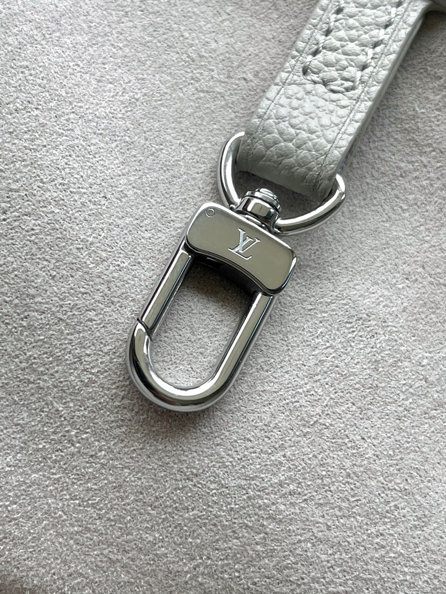 [TOP] Louis Vuitton LV Neverfull 28 x 14 x 31 cm - Milky