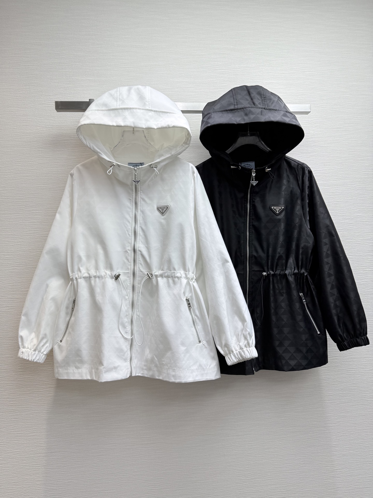 [TOP] Prada hooded Jacket - 2 Colors
