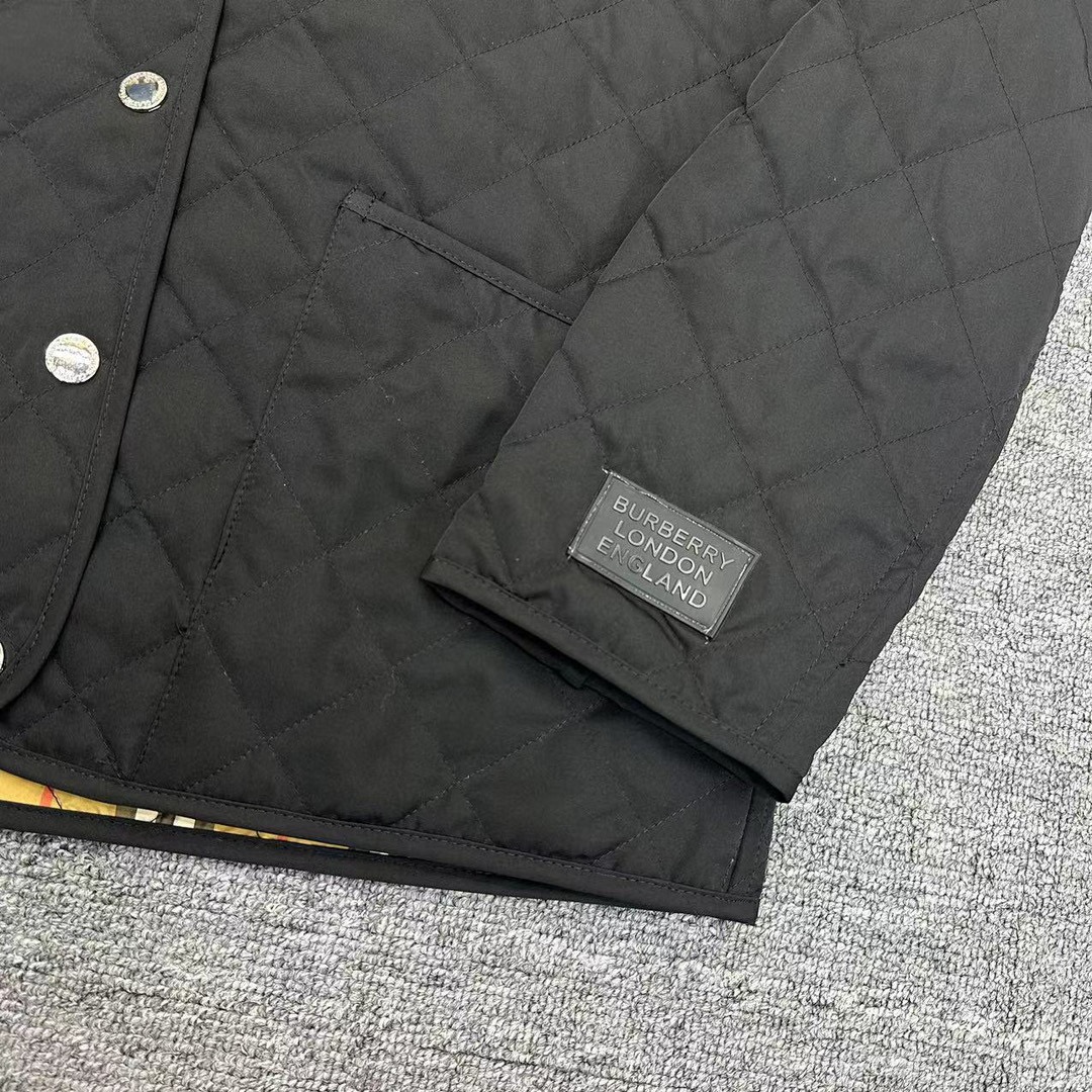 [TOP]BURBERRY Jacket - Black
